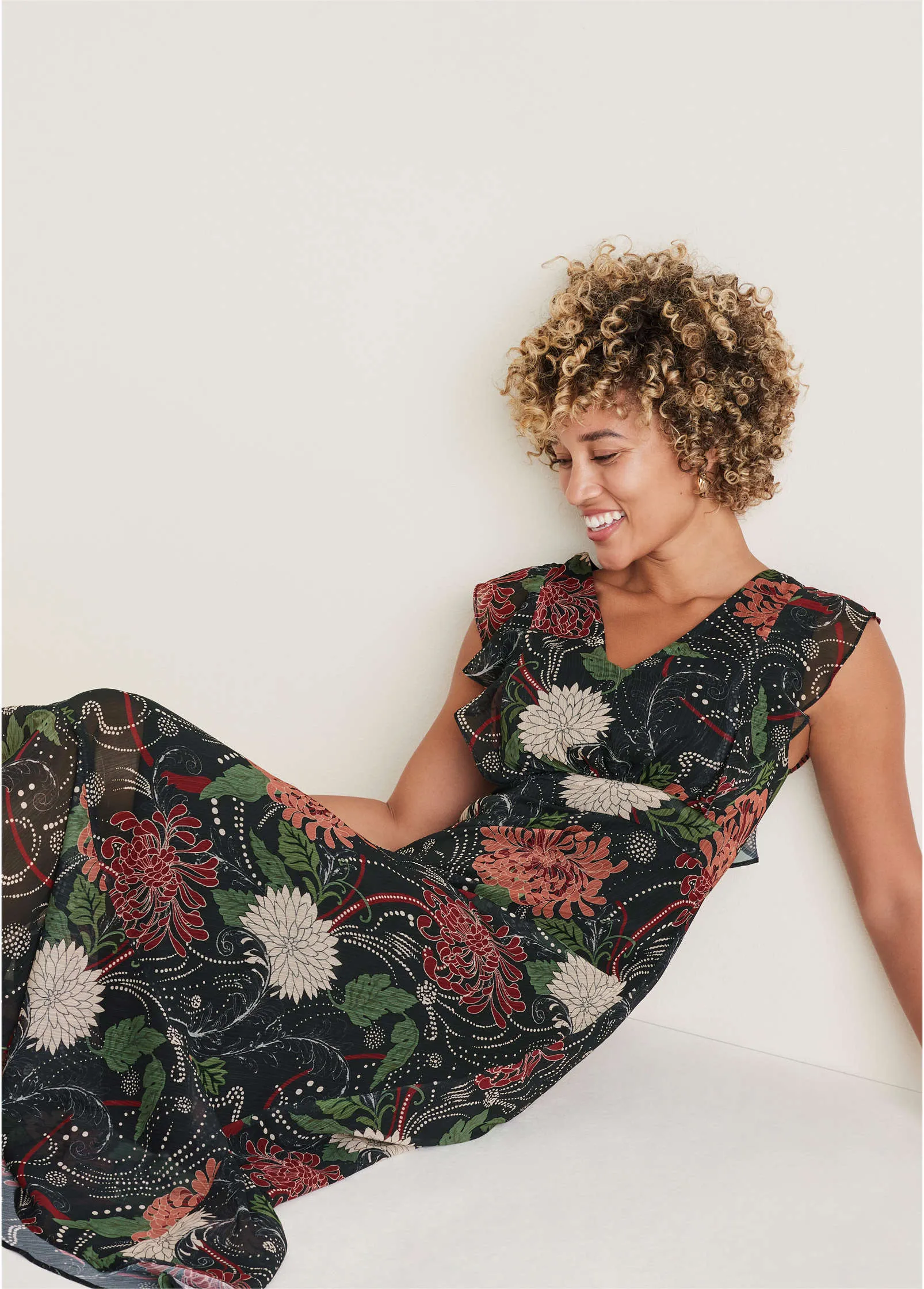 Ruffle trim maxi dress - Whimsical Mums sold by VENUS product image thumbnail 3