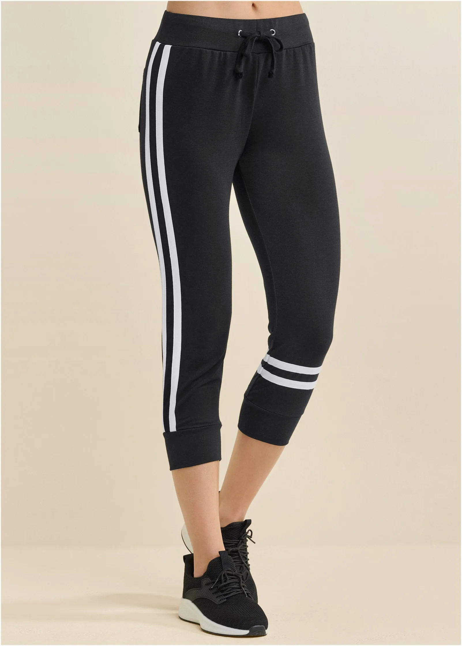 Stripe Detail Lounge Capris - Black & White sold by VENUS
