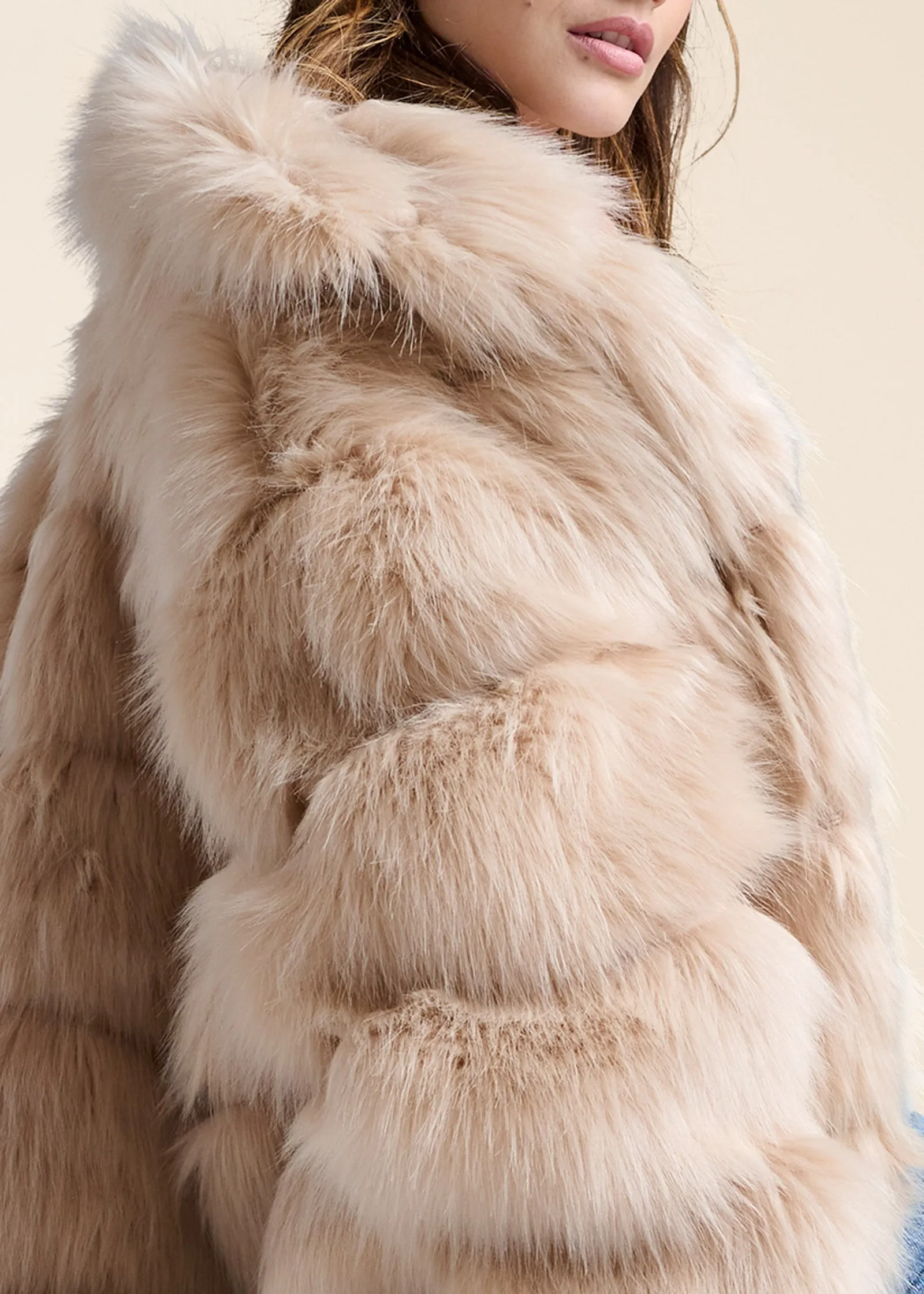 Luxe Tiered Faux Fur Coat - Light Brown sold by VENUS product image thumbnail 4