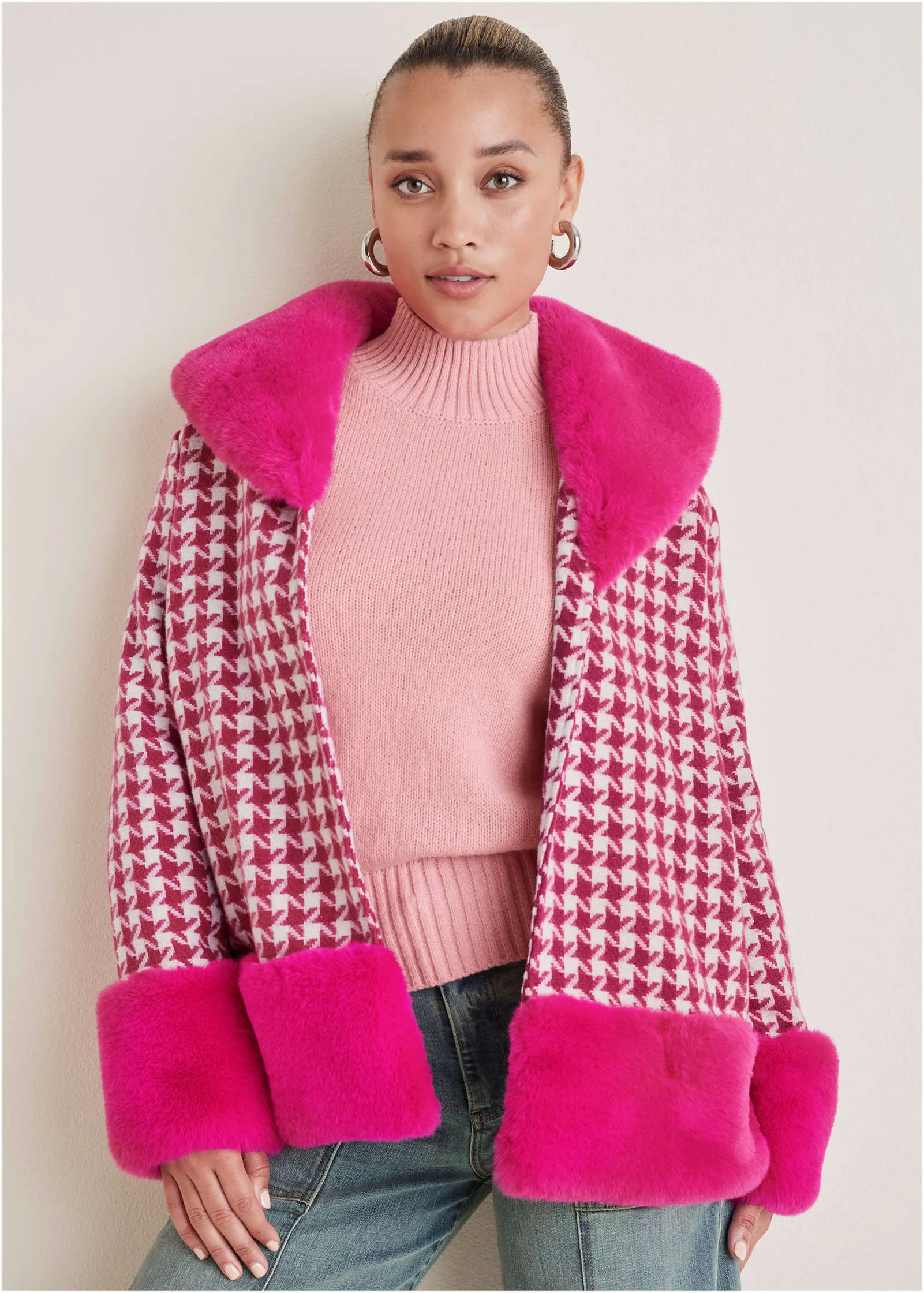 Printed Fur Trim Coat - Pink & White sold by VENUS product image thumbnail 4