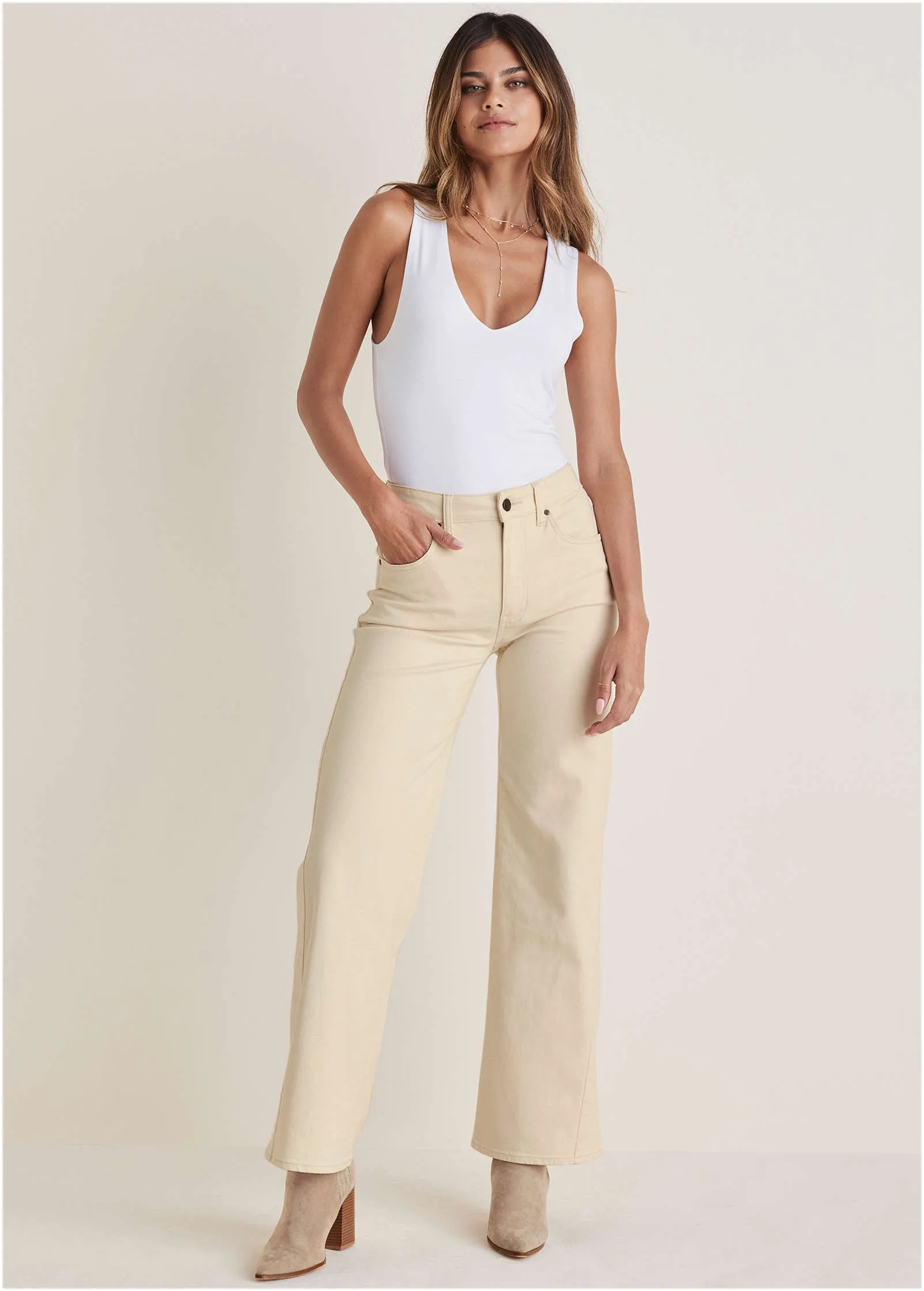Wide Leg Jeans - Natural Wash sold by VENUS