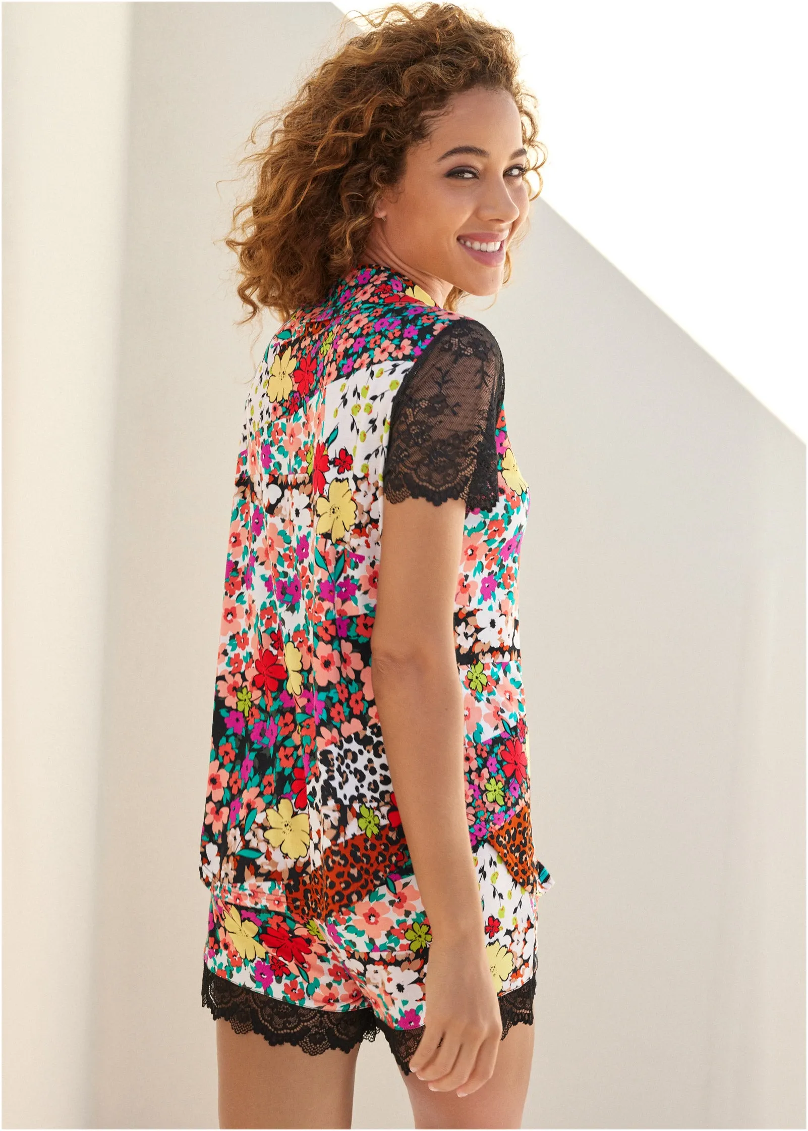 Lace Trim Pajama Set - Print Party sold by VENUS product image thumbnail 2