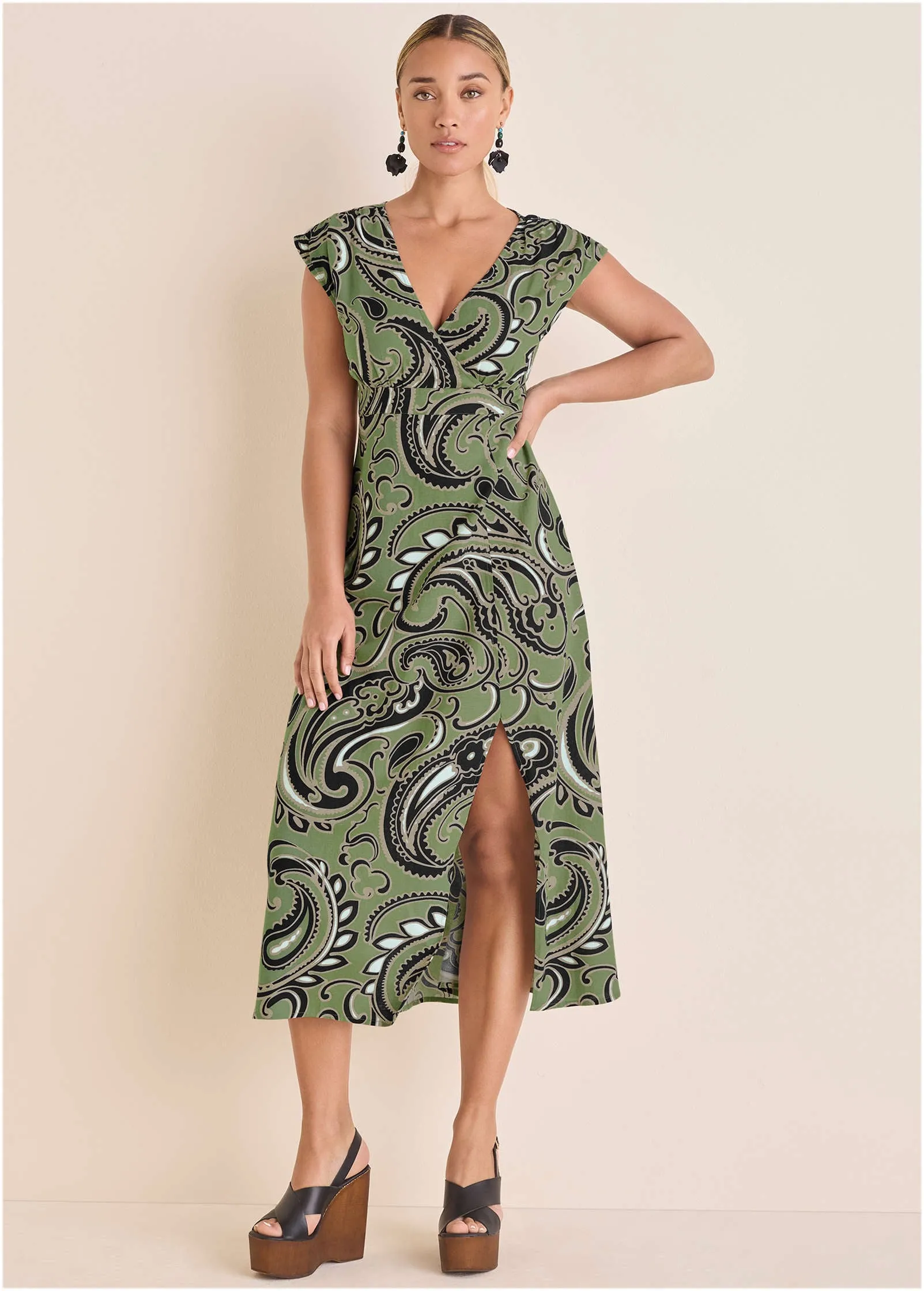 Linen V-Neck Maxi Dress - Large Splendid Paisley sold by VENUS