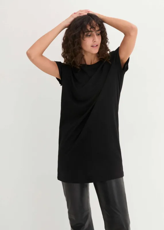 Boxy Shortsleeve Top - Black sold by VENUS