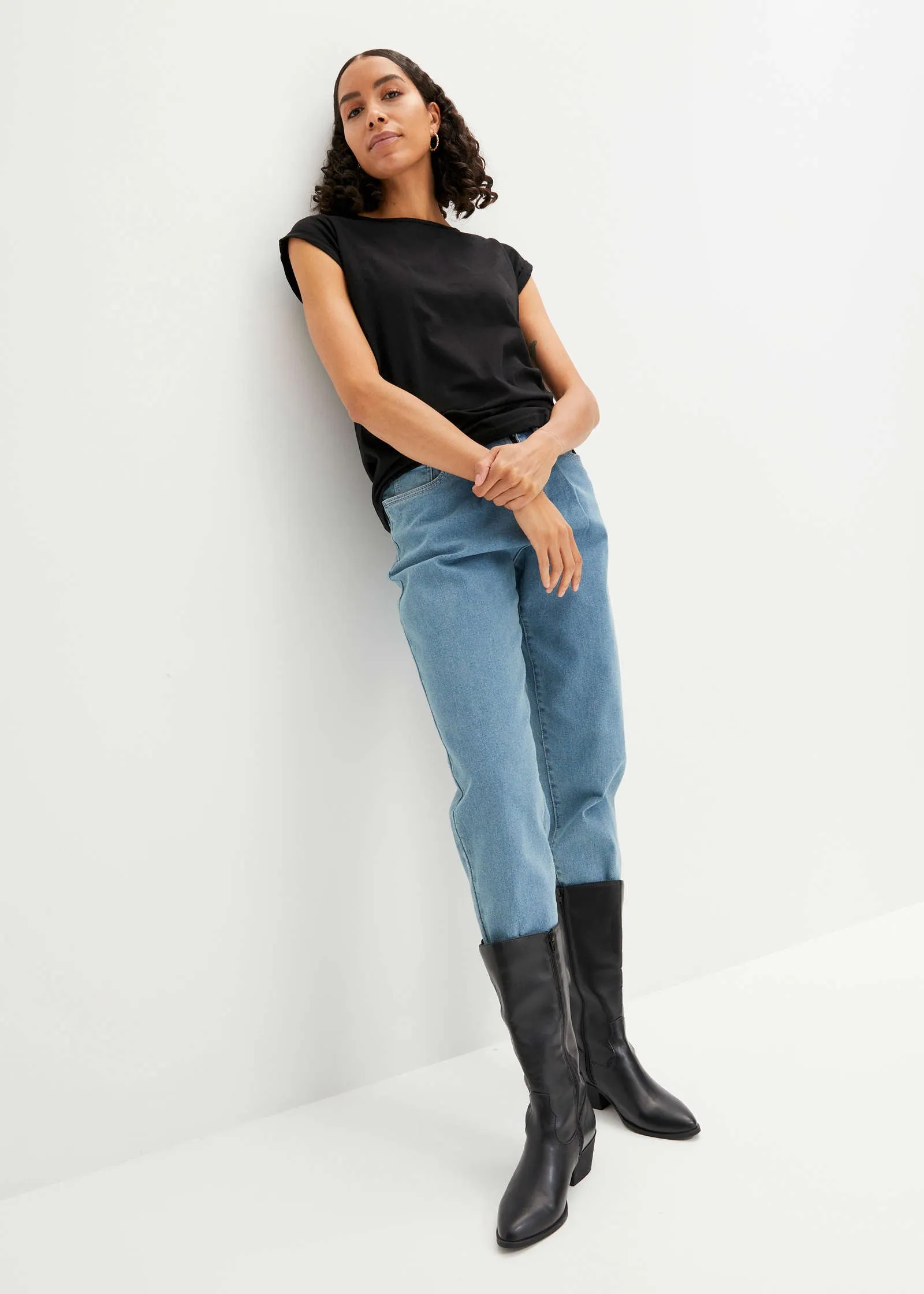 Short Sleeve Boxy Top - Black sold by VENUS product image thumbnail 2