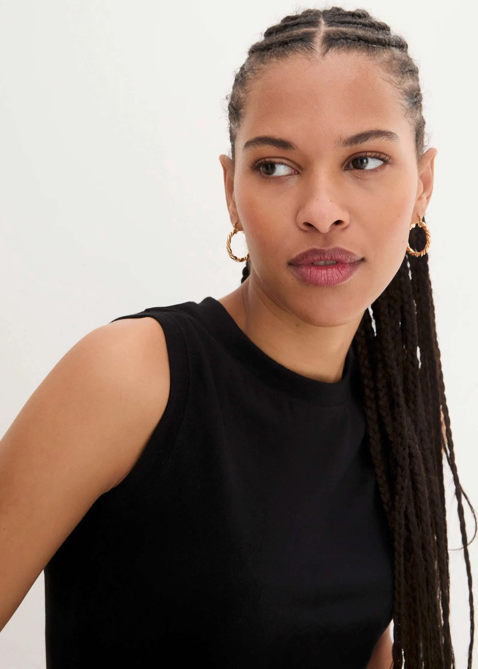 Crew Neck Tank - Black sold by VENUS product image thumbnail 4