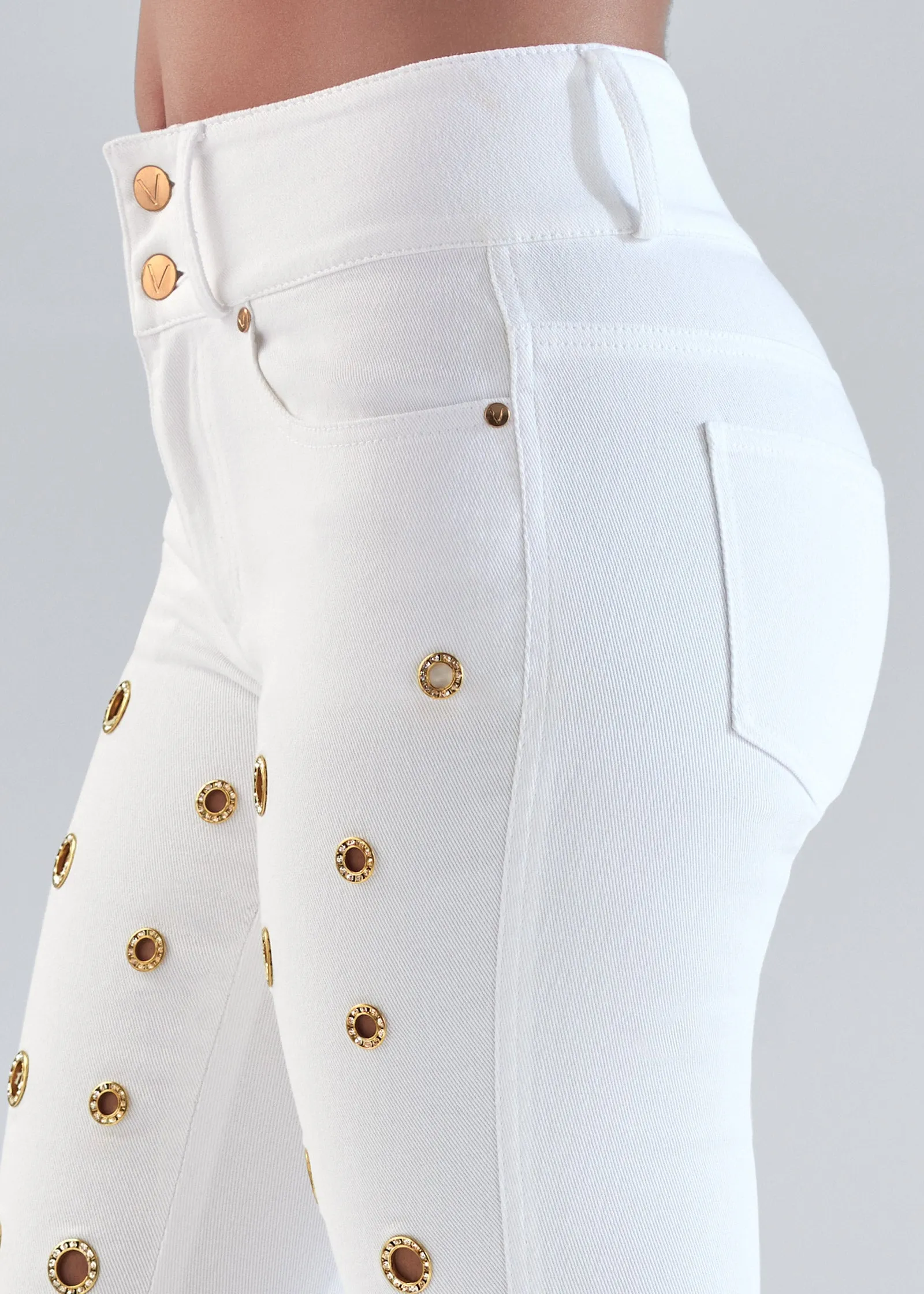 Grommet Detail Skinny Jeans - White Denim sold by VENUS product image thumbnail 5