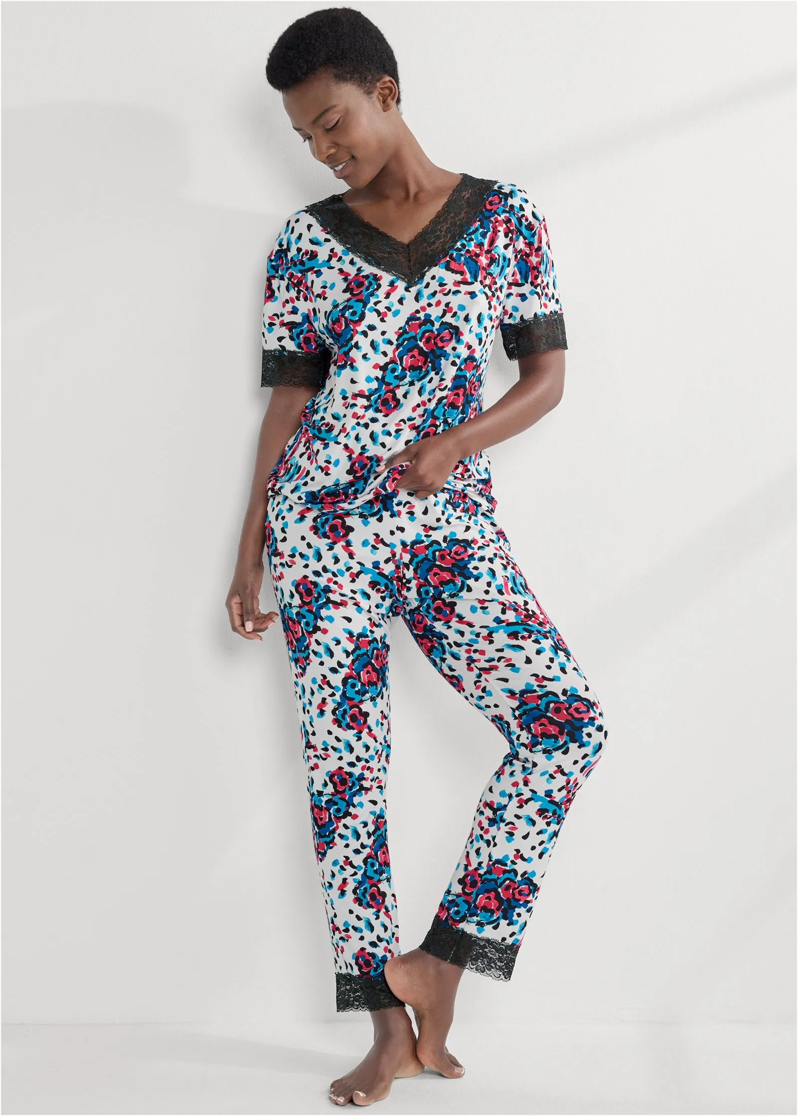 Tee And Pants Pajama Set - Bloom Beauty sold by VENUS