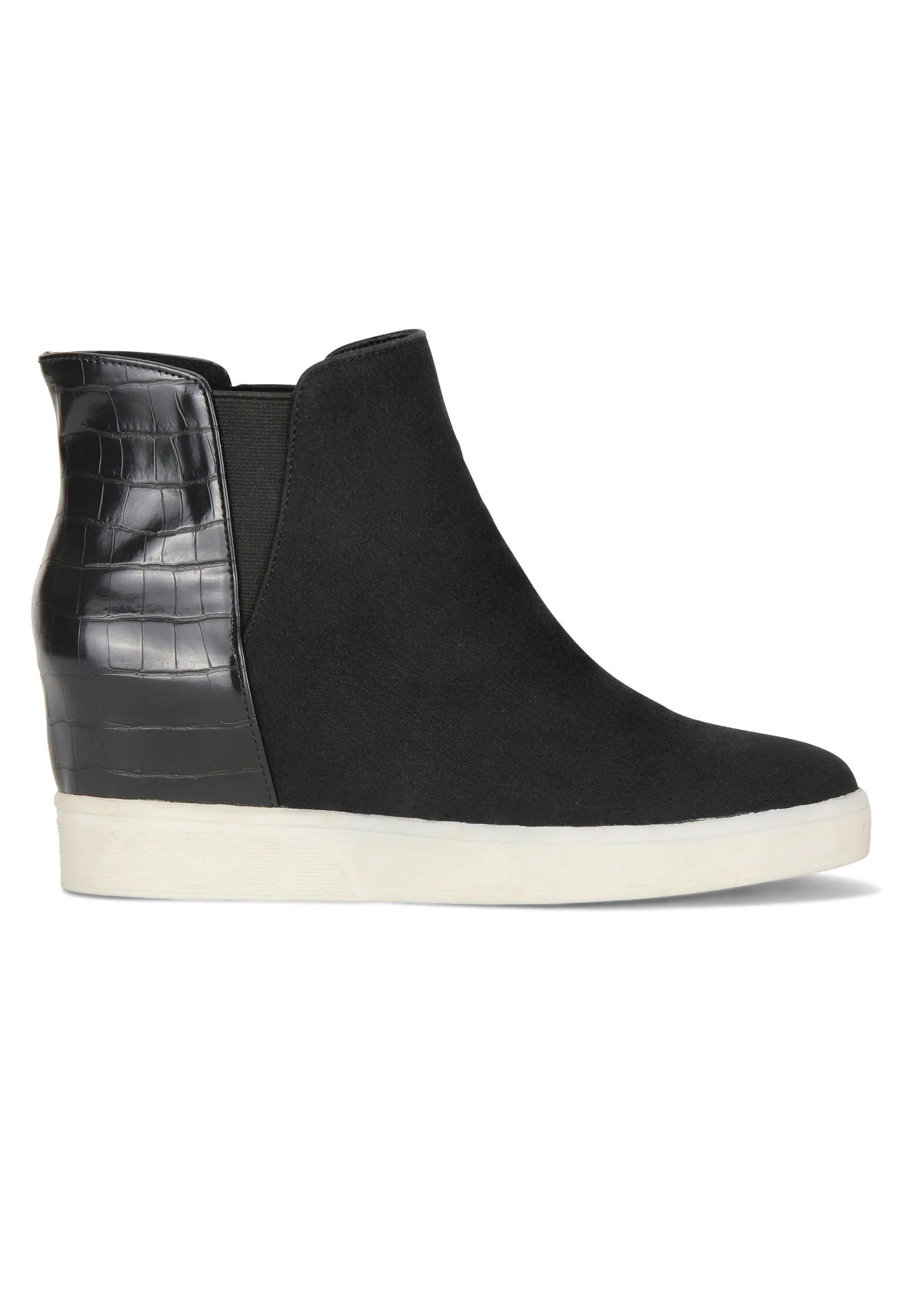 High Top Sneaker - Jet Black sold by VENUS product image thumbnail 2