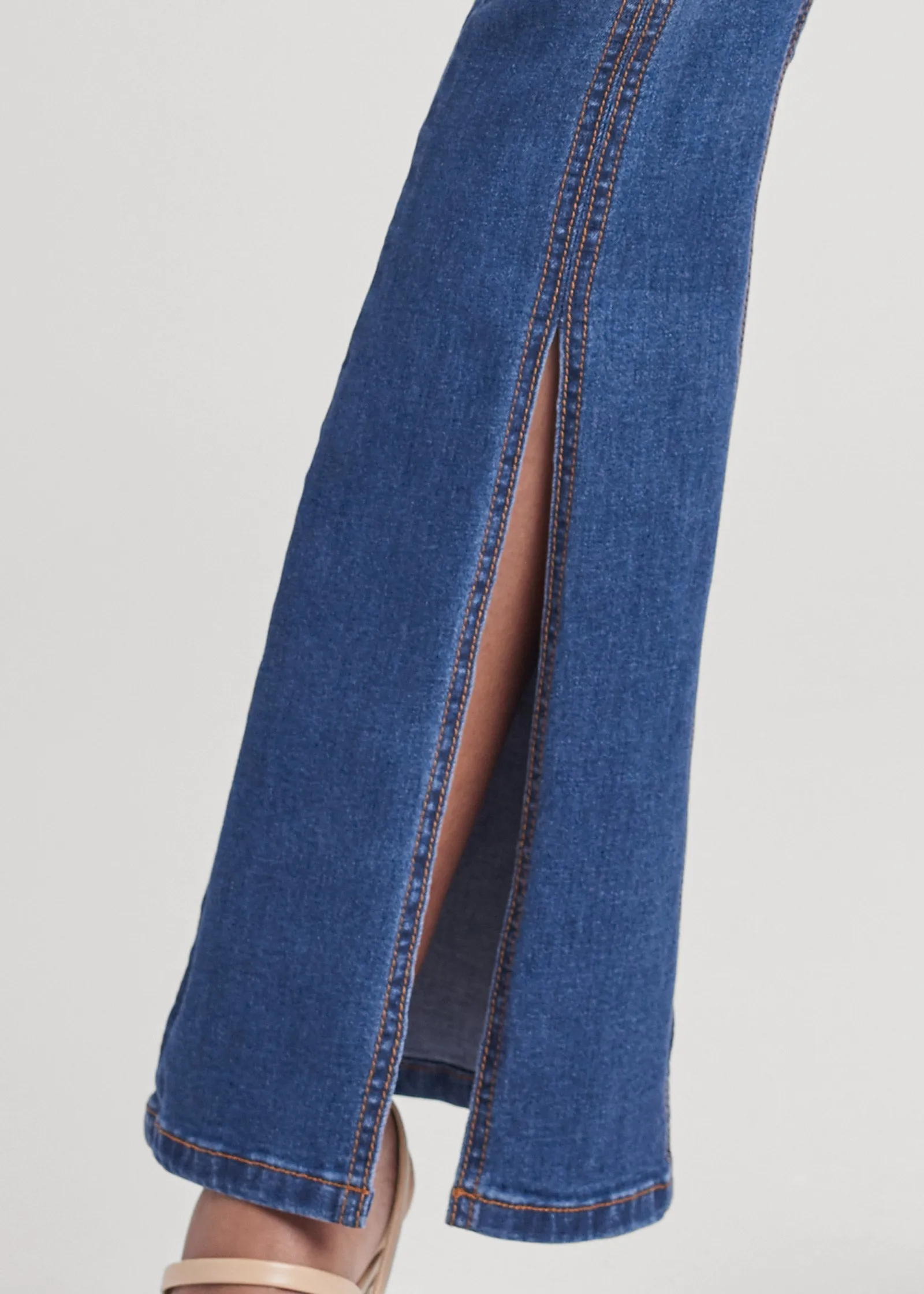 Slit Detail Bootcut Jeans - Medium Wash sold by VENUS product image thumbnail 4