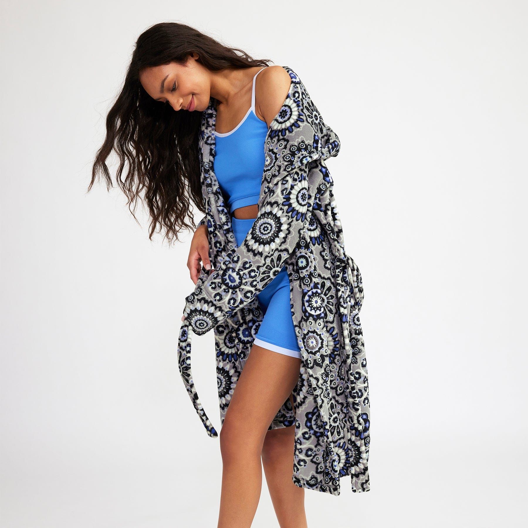 Plush Fleece Robe sold by Vera Bradley product image thumbnail 2