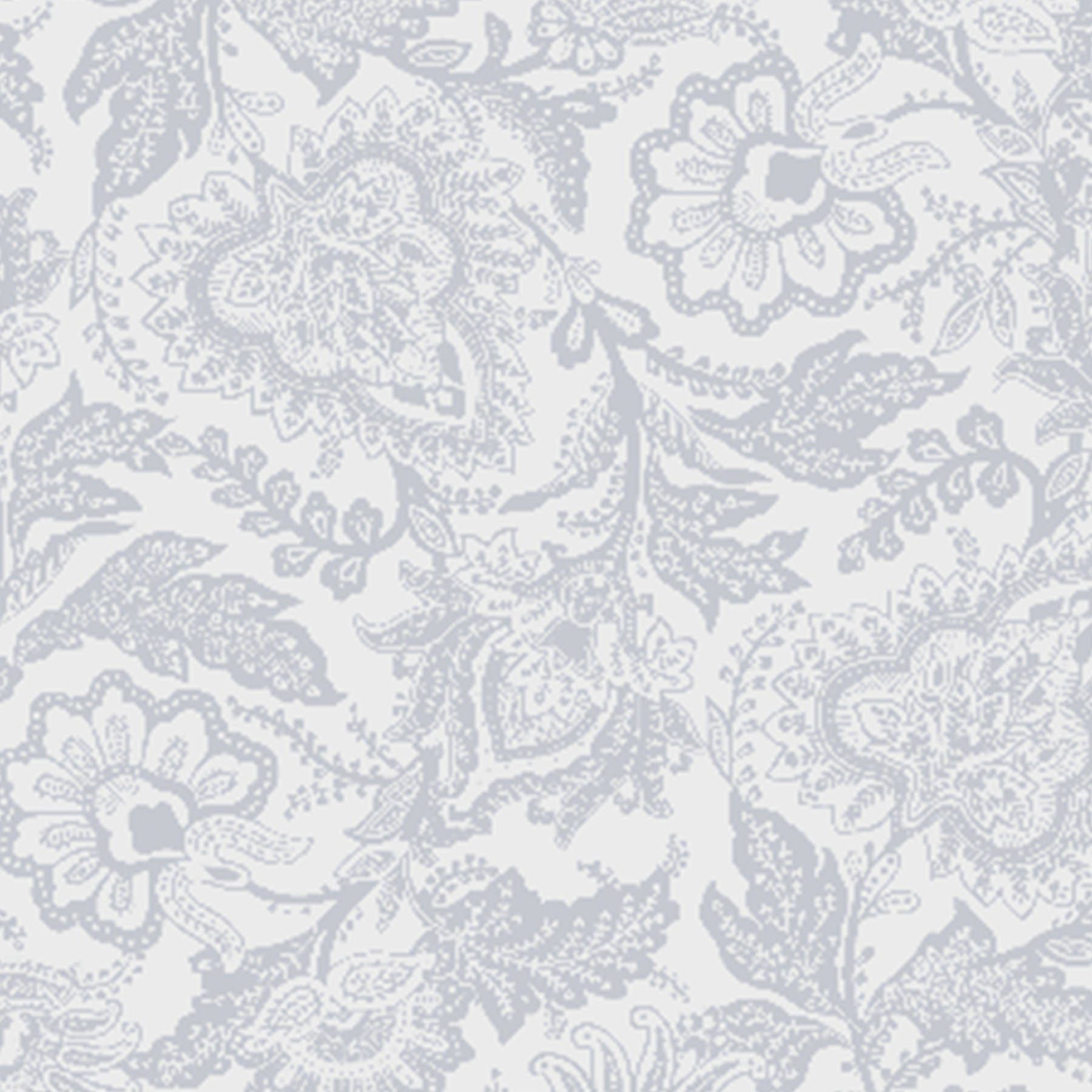 Plush Fleece Robe sold by Vera Bradley product image thumbnail 5