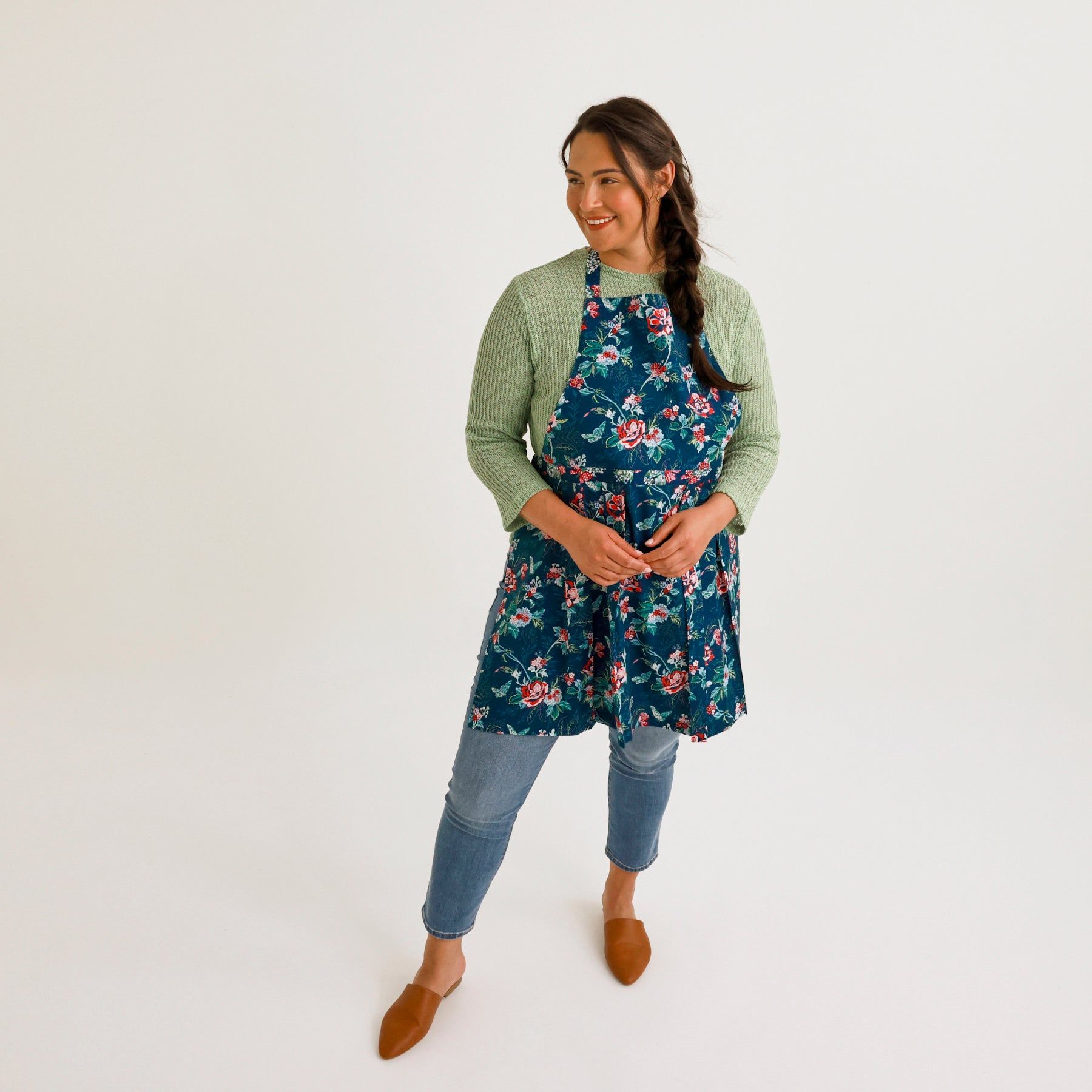 Apron sold by Vera Bradley product image thumbnail 2