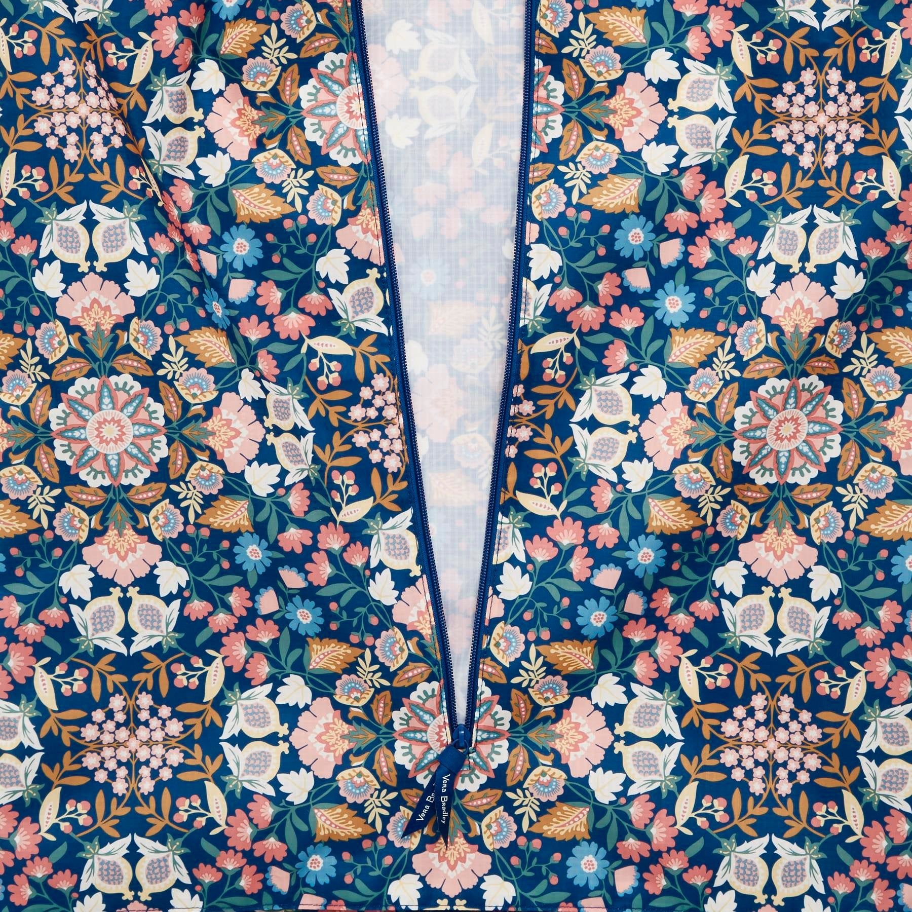 Packable Garment Organizer sold by Vera Bradley product image thumbnail 4