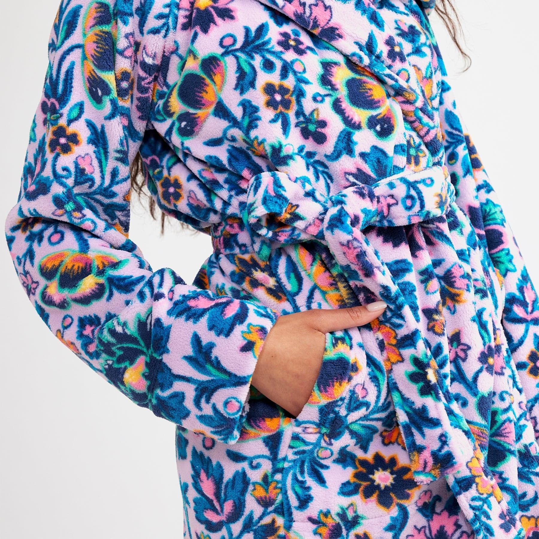 Plush Fleece Robe sold by Vera Bradley product image thumbnail 2