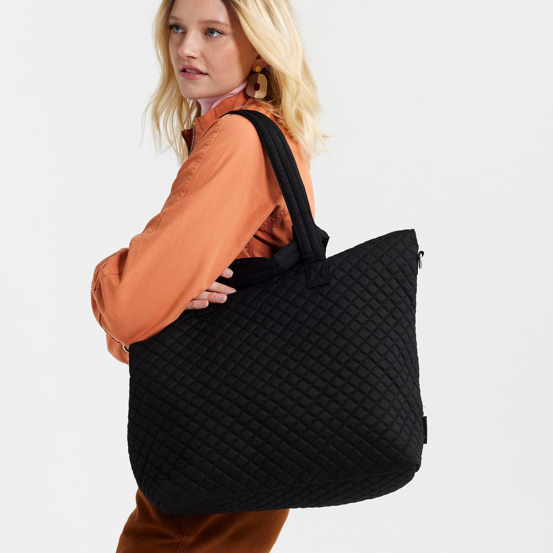 Slouchy Tote Bag sold by Vera Bradley product image thumbnail 6