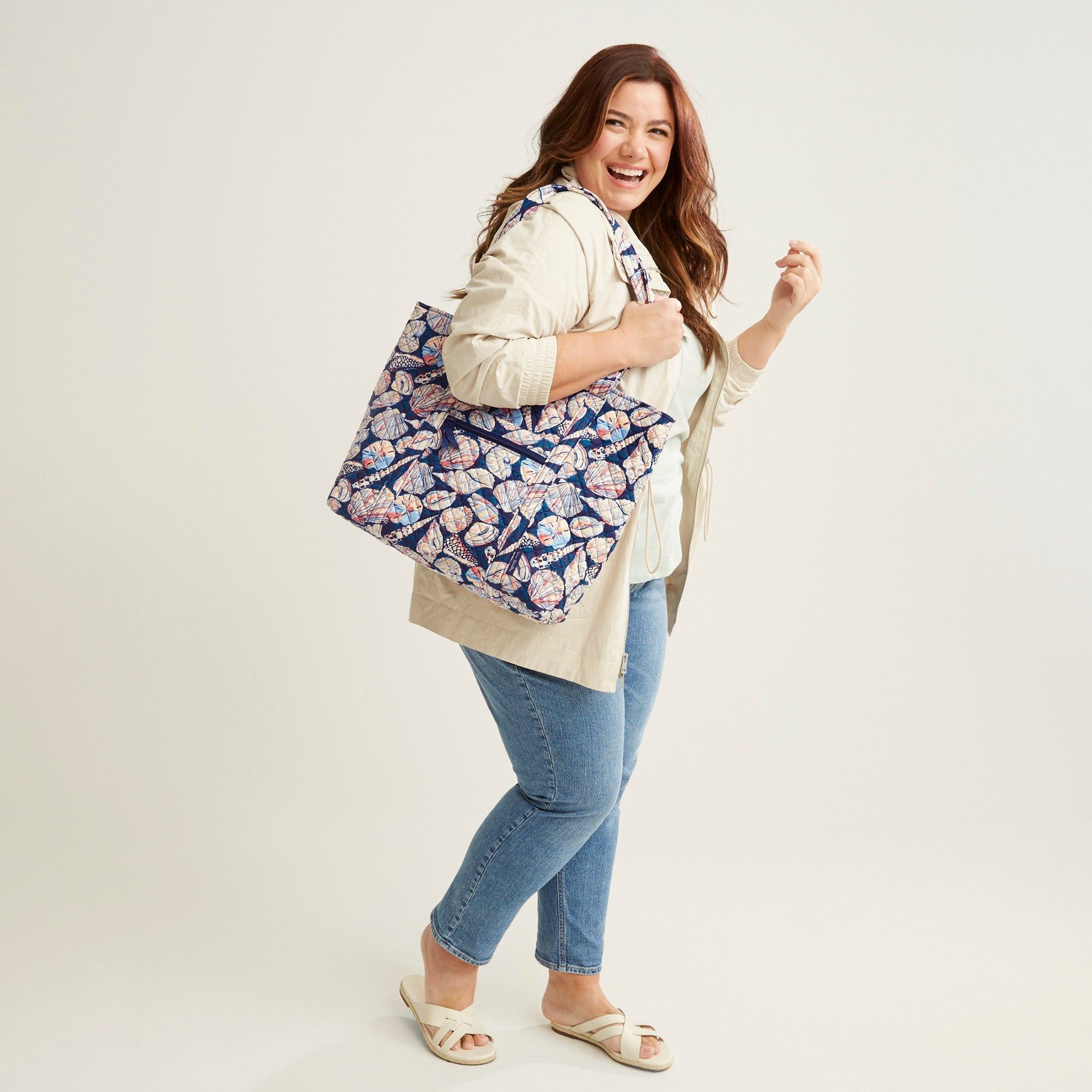 Vera Tote Bag sold by Vera Bradley product image thumbnail 5