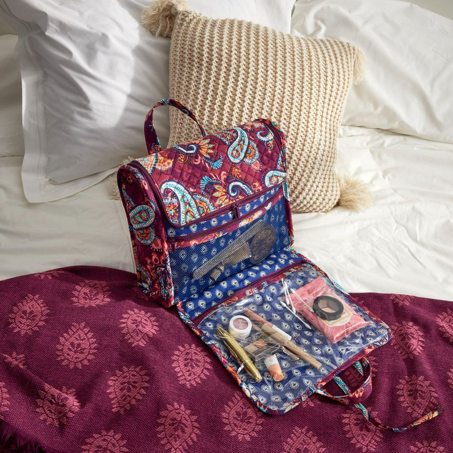 Grand Hanging Organizer sold by Vera Bradley product image thumbnail 5