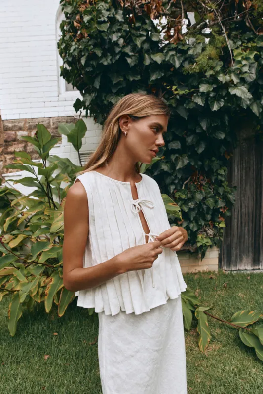 Valeria Linen Top White sold by Verge Girl