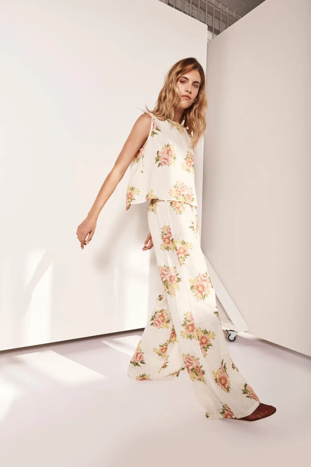 Eden Linen Top Nouveaux sold by Verge Girl product image thumbnail 4