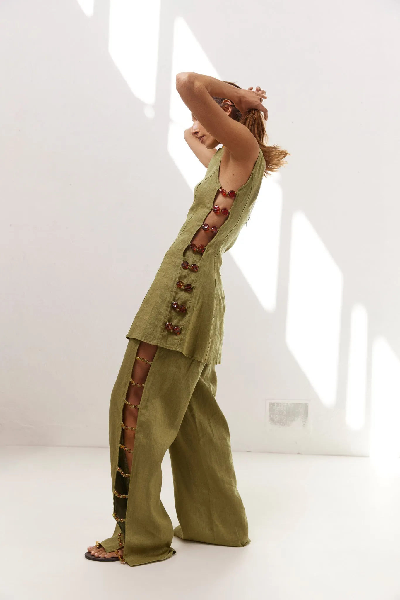 Tia Linen Pants Olive sold by Verge Girl product image thumbnail 3