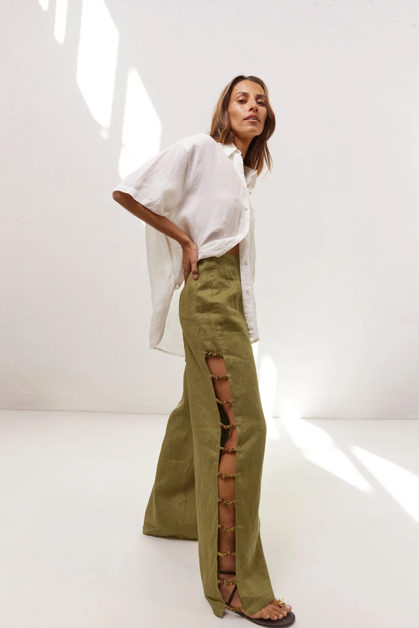 Tia Linen Pants Olive sold by Verge Girl product image thumbnail 4