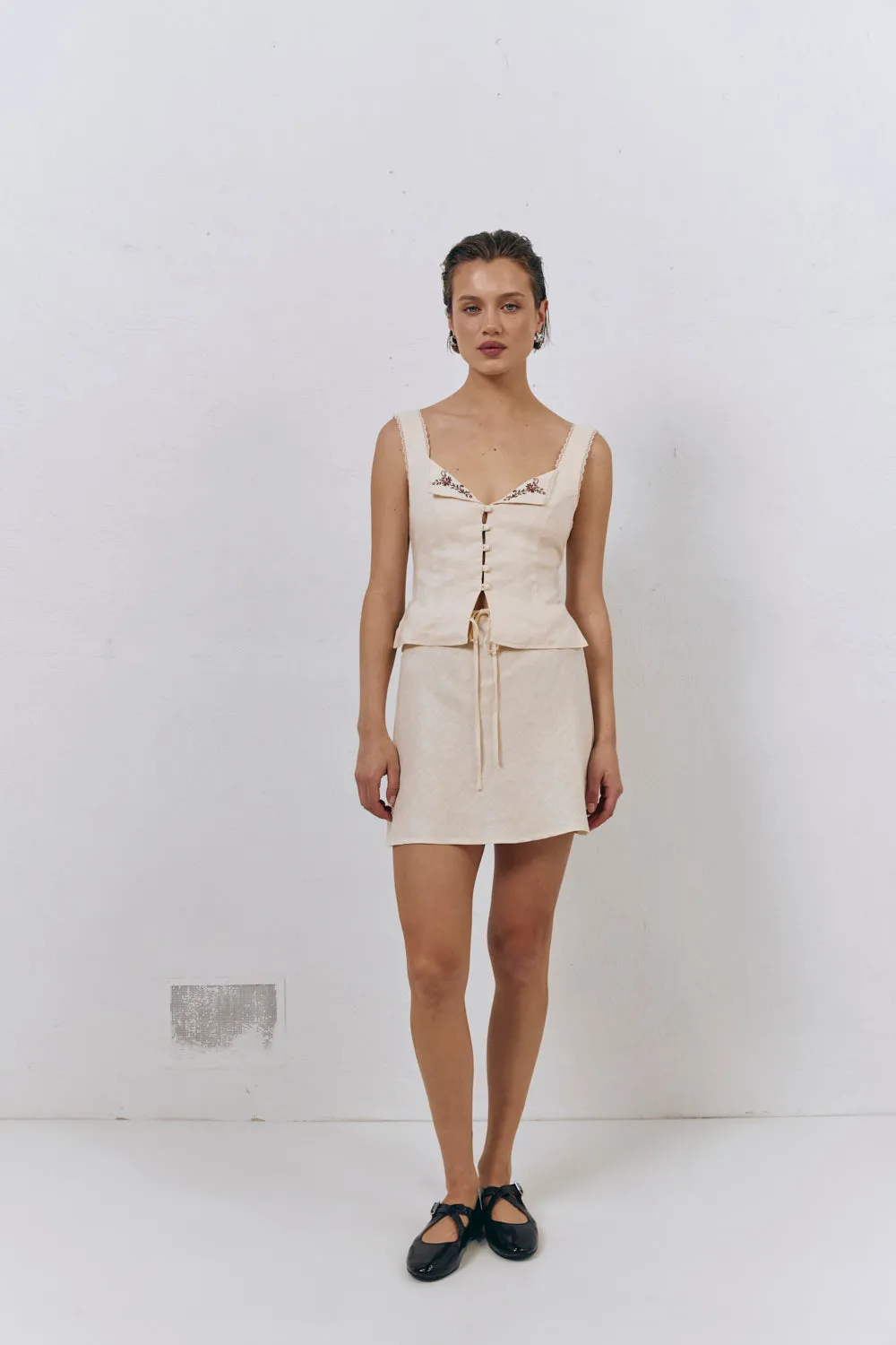 Loretta Linen Top Natural sold by Verge Girl product image thumbnail 3