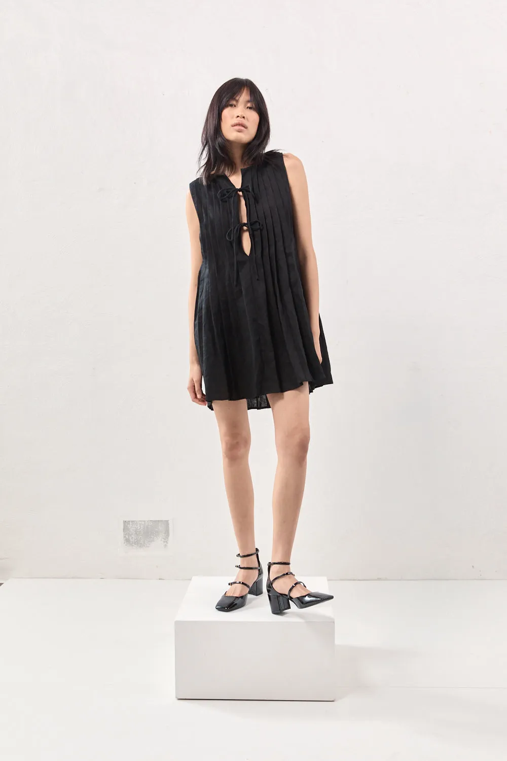 Valeria Linen Mini Dress Black sold by Verge Girl product image thumbnail 4