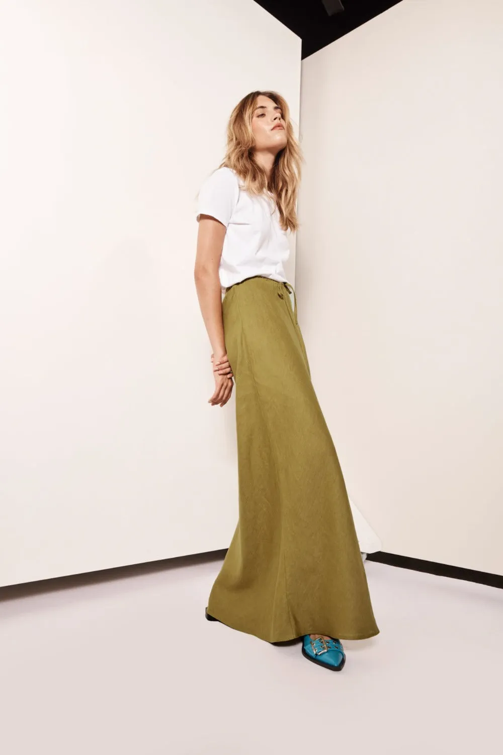 Aki Linen Maxi Skirt Olive sold by Verge Girl