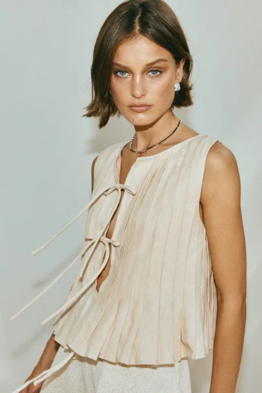 Valeria Linen Top Oatmeal sold by Verge Girl