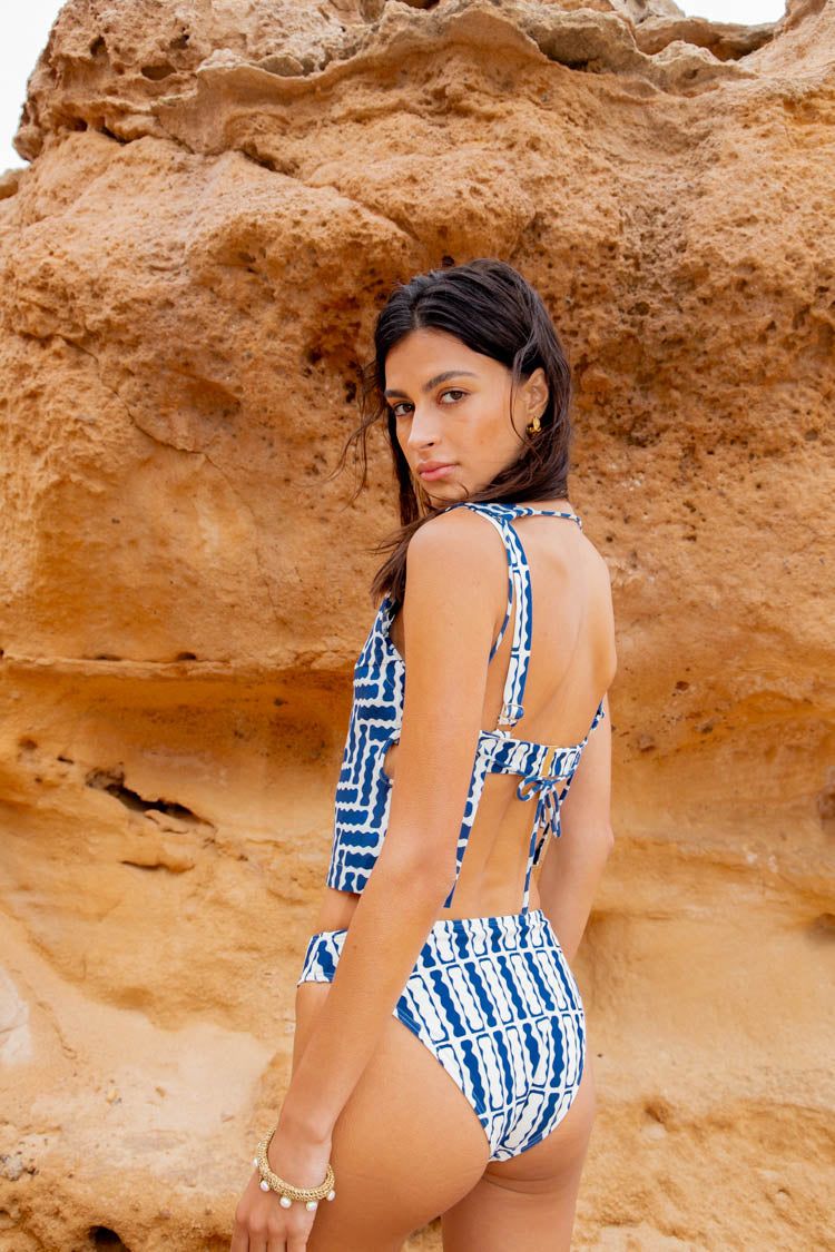 VRG GRL Palais Linen Top // Navy sold by Verge Girl