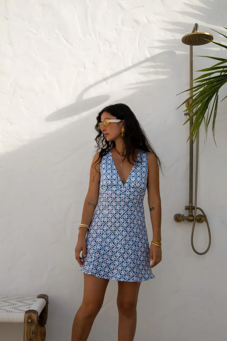 Sun Seeker Bias Cut Linen Mini Dress Blue sold by Verge Girl product image thumbnail 5