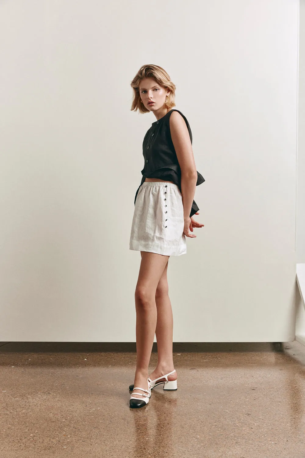 Nature of Art Linen Mini Skirt White sold by Verge Girl product image thumbnail 5