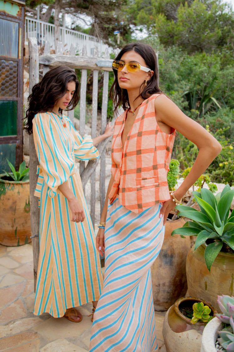 Italian Streets Linen Vest Sahara sold by Verge Girl product image thumbnail 2