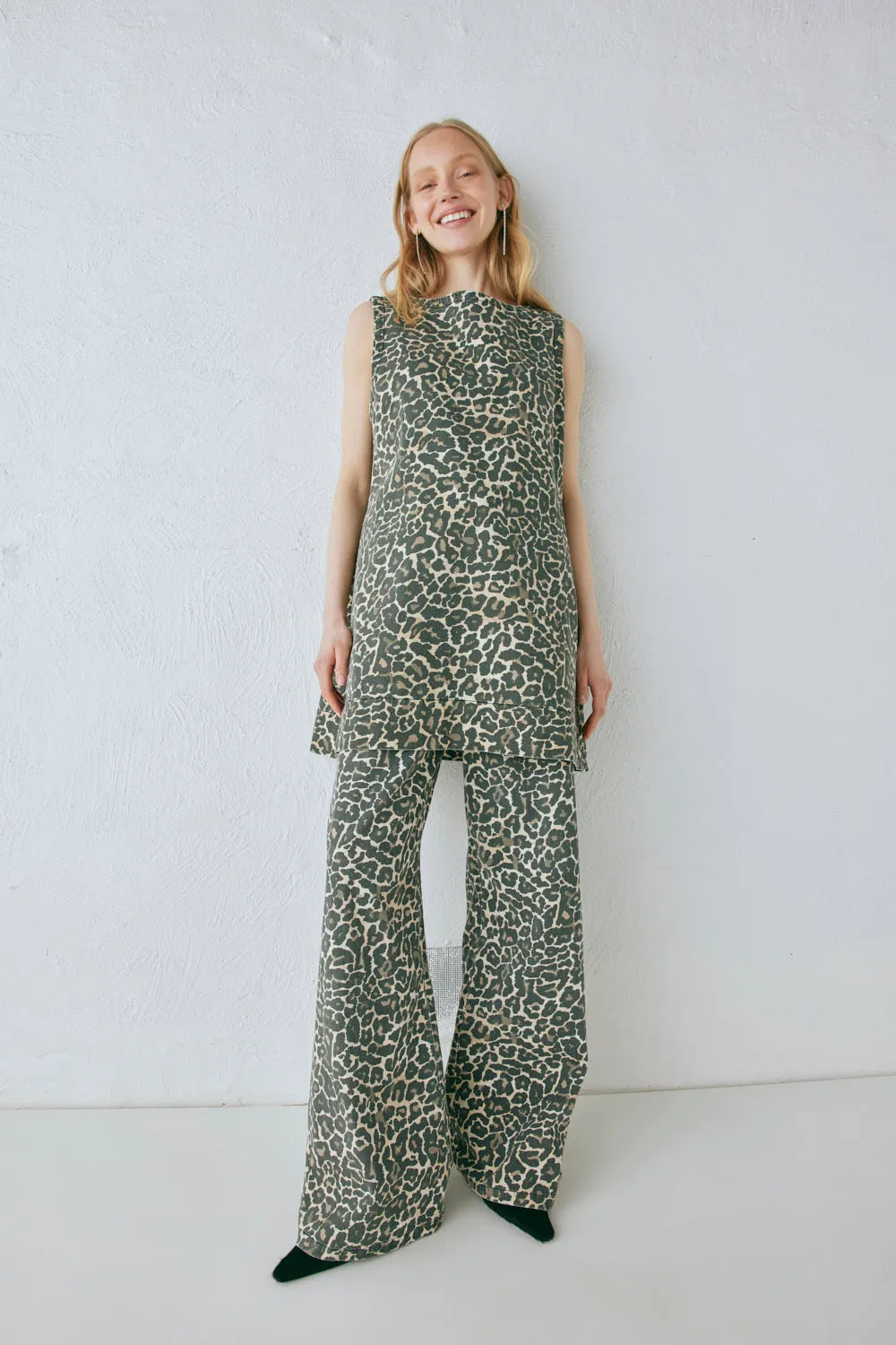 Zia High Rise Denim Jeans Leopard sold by Verge Girl product image thumbnail 4