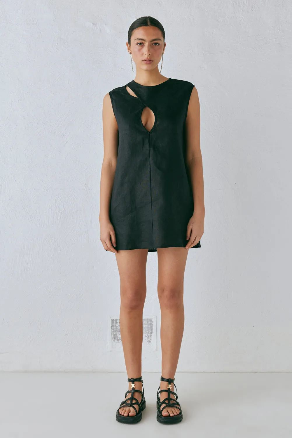 Yuri Linen Mini Dress Black sold by Verge Girl product image thumbnail 2