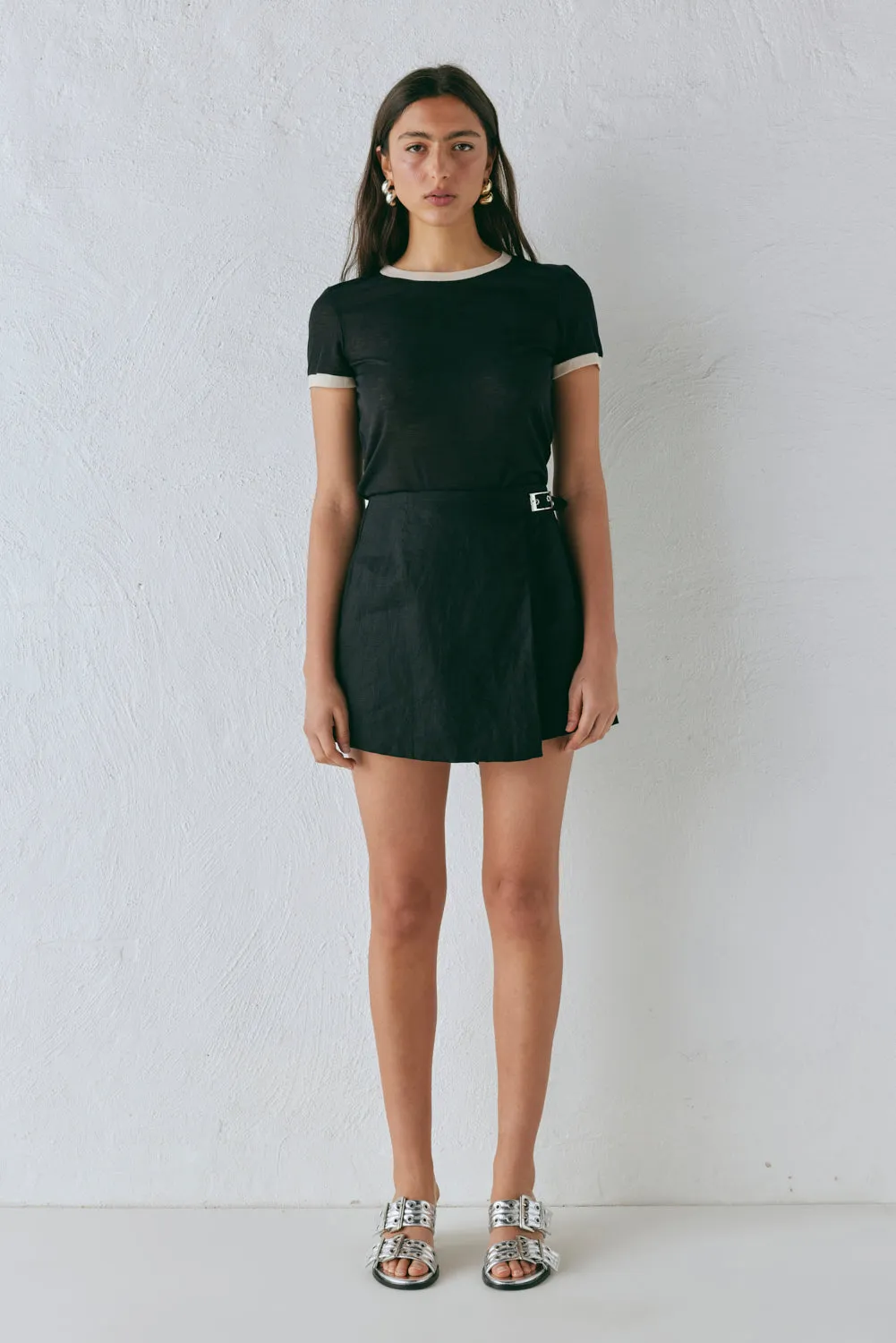 Matteo Linen Skort Black sold by Verge Girl product image thumbnail 3