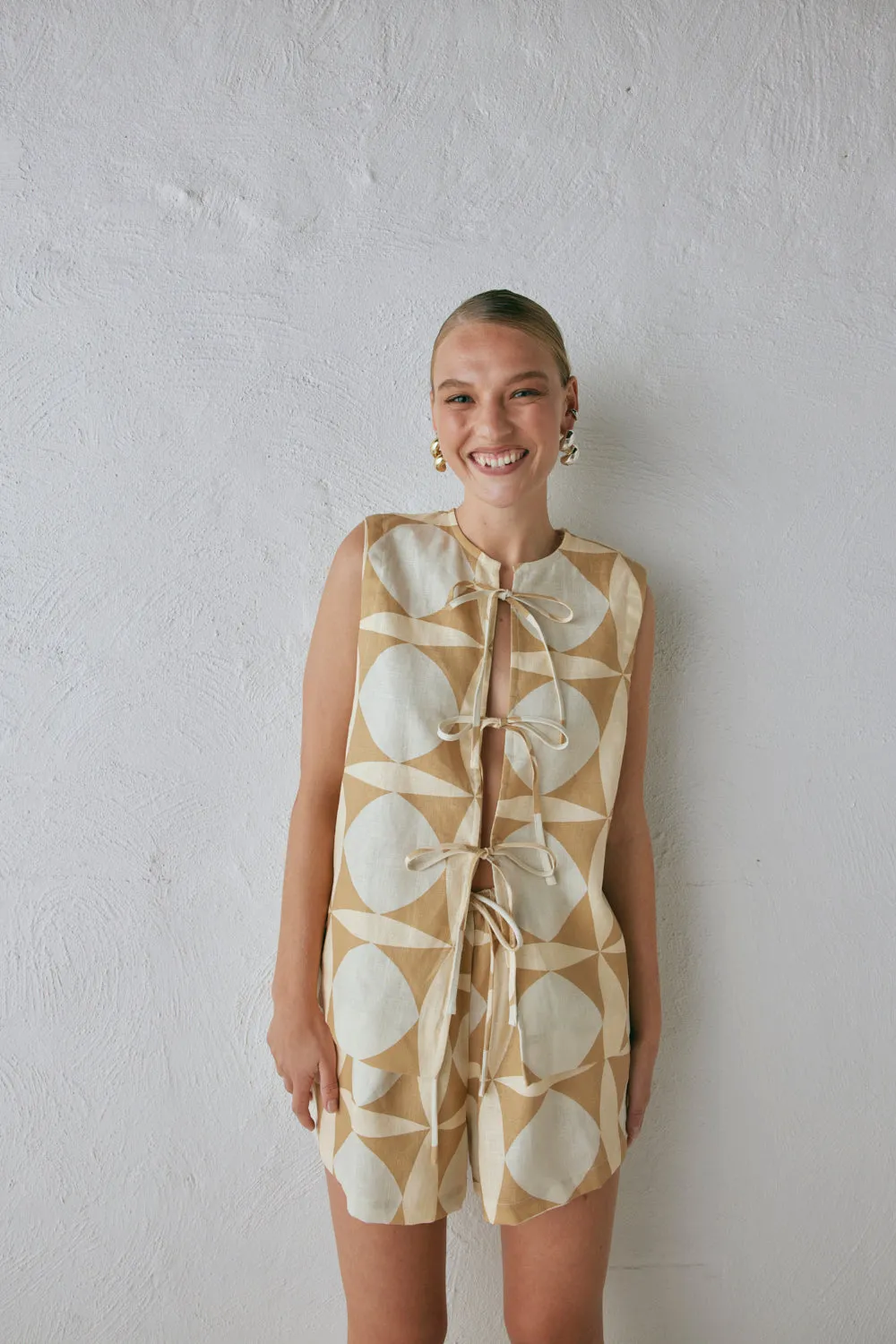 Enni Linen Smock Top Scope sold by Verge Girl product image thumbnail 5