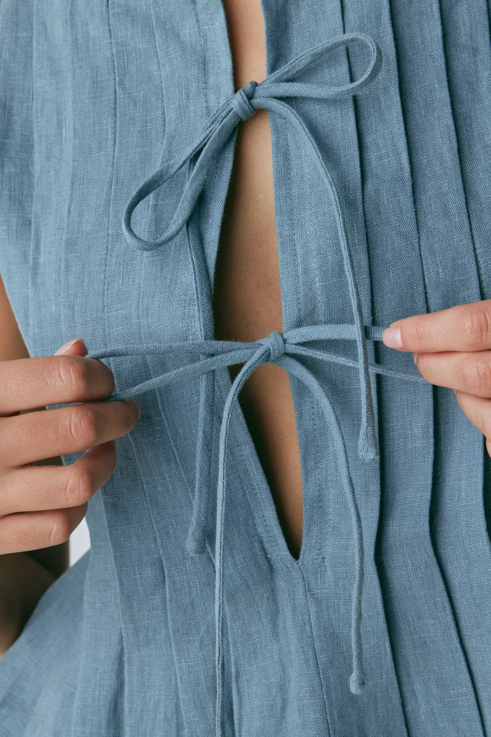 Valeria Linen Top Lake sold by Verge Girl product image thumbnail 5