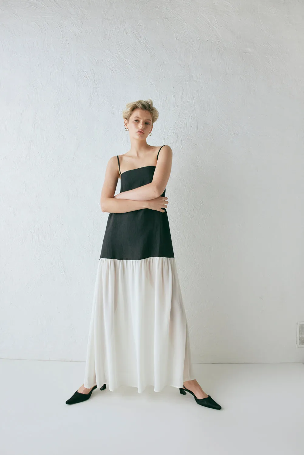Nora Maxi Dress Noir sold by Verge Girl product image thumbnail 2