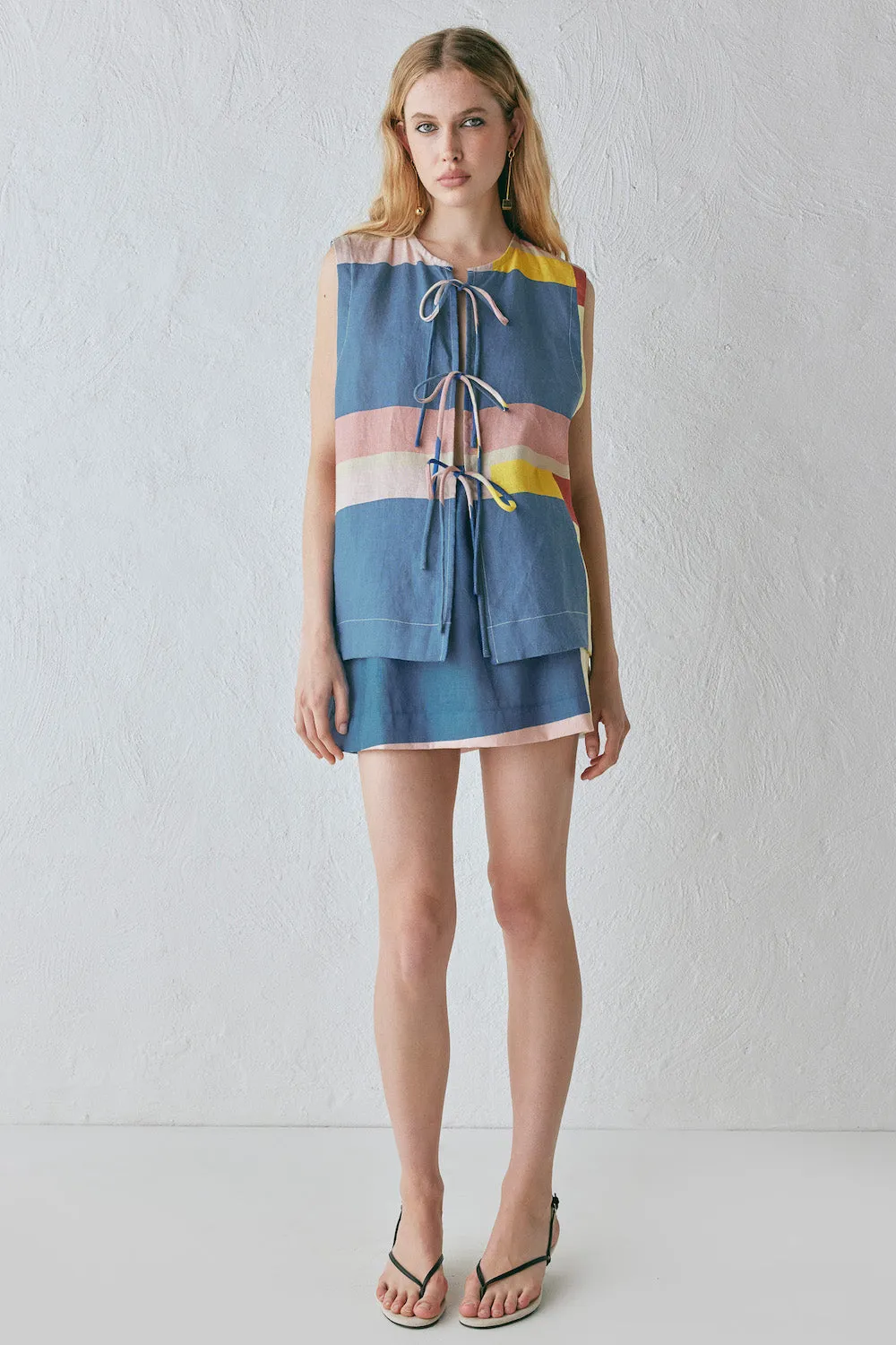 Enni Linen Smock Top Sia sold by Verge Girl product image thumbnail 2