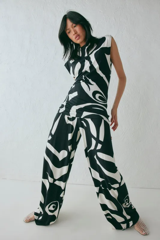 Tae Pants Ari sold by Verge Girl