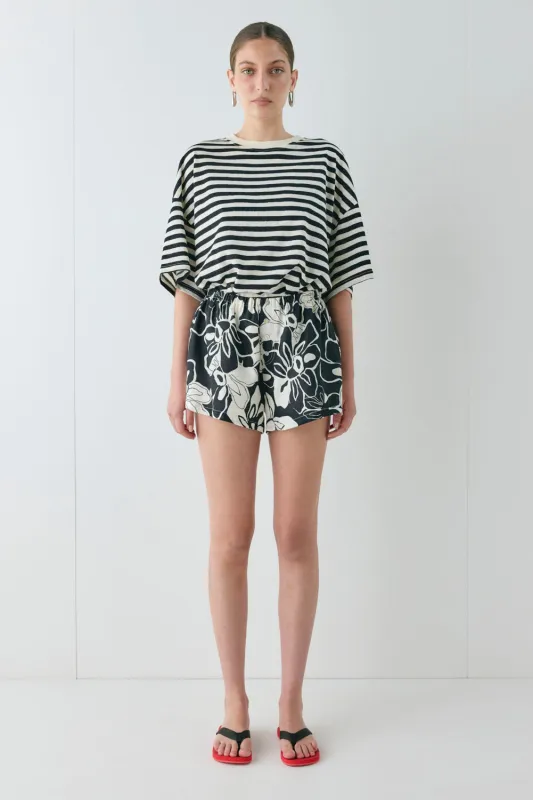 Eira Linen Shorts Ani sold by Verge Girl