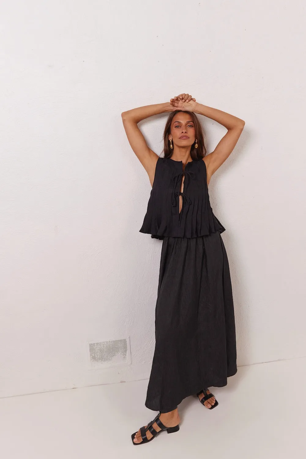 Valeria Linen Top Black sold by Verge Girl product image thumbnail 4