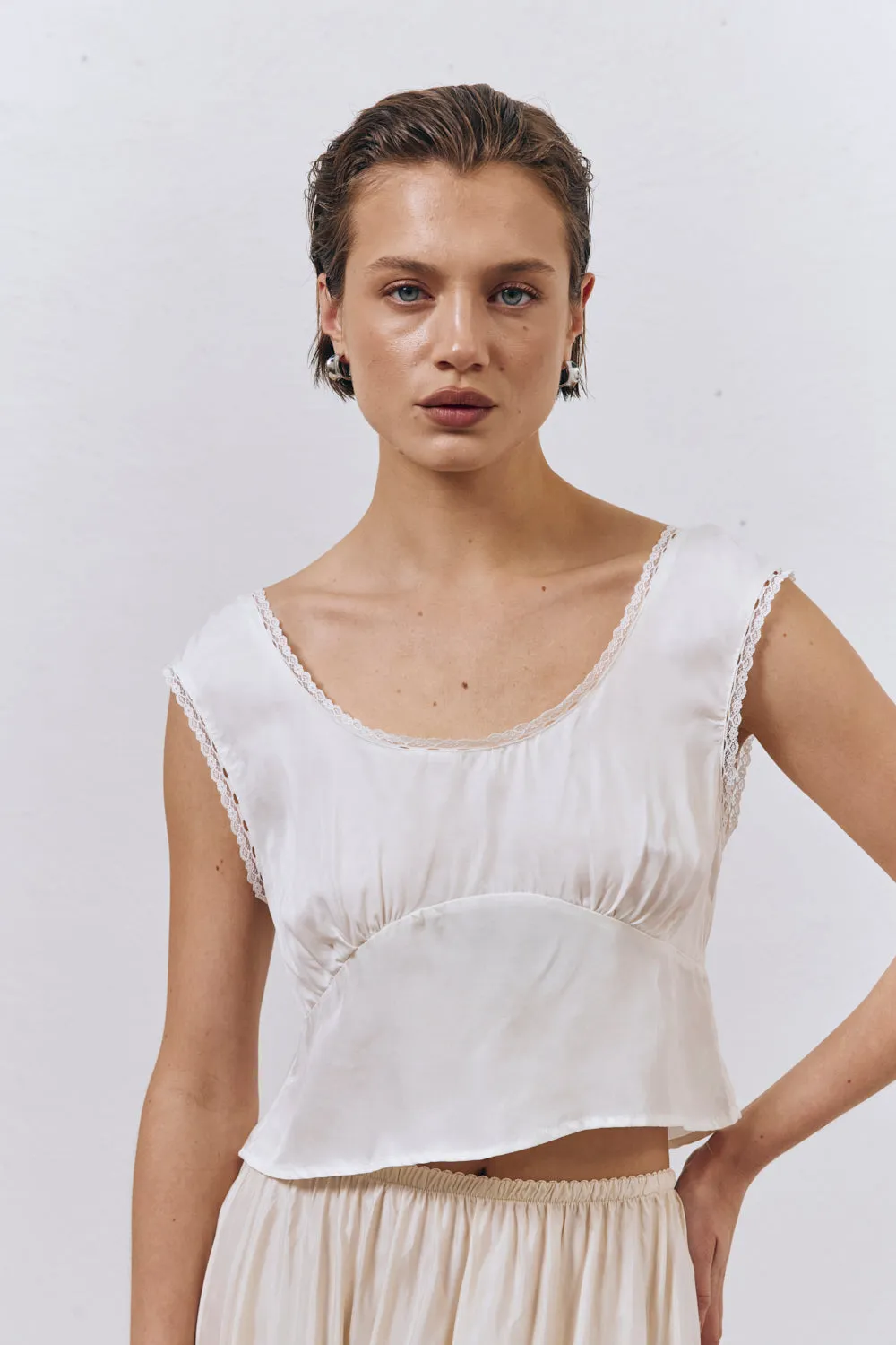 Zadie Top White sold by Verge Girl product image thumbnail 2