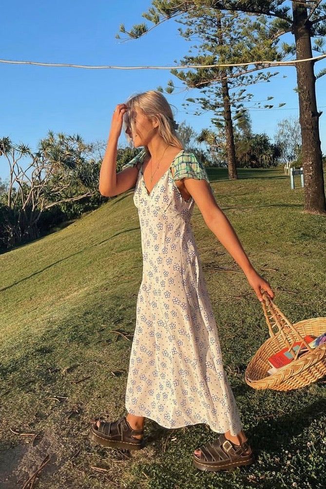 VRG GRL Your Muse Midi Dress // Floral sold by Verge Girl product image thumbnail 4