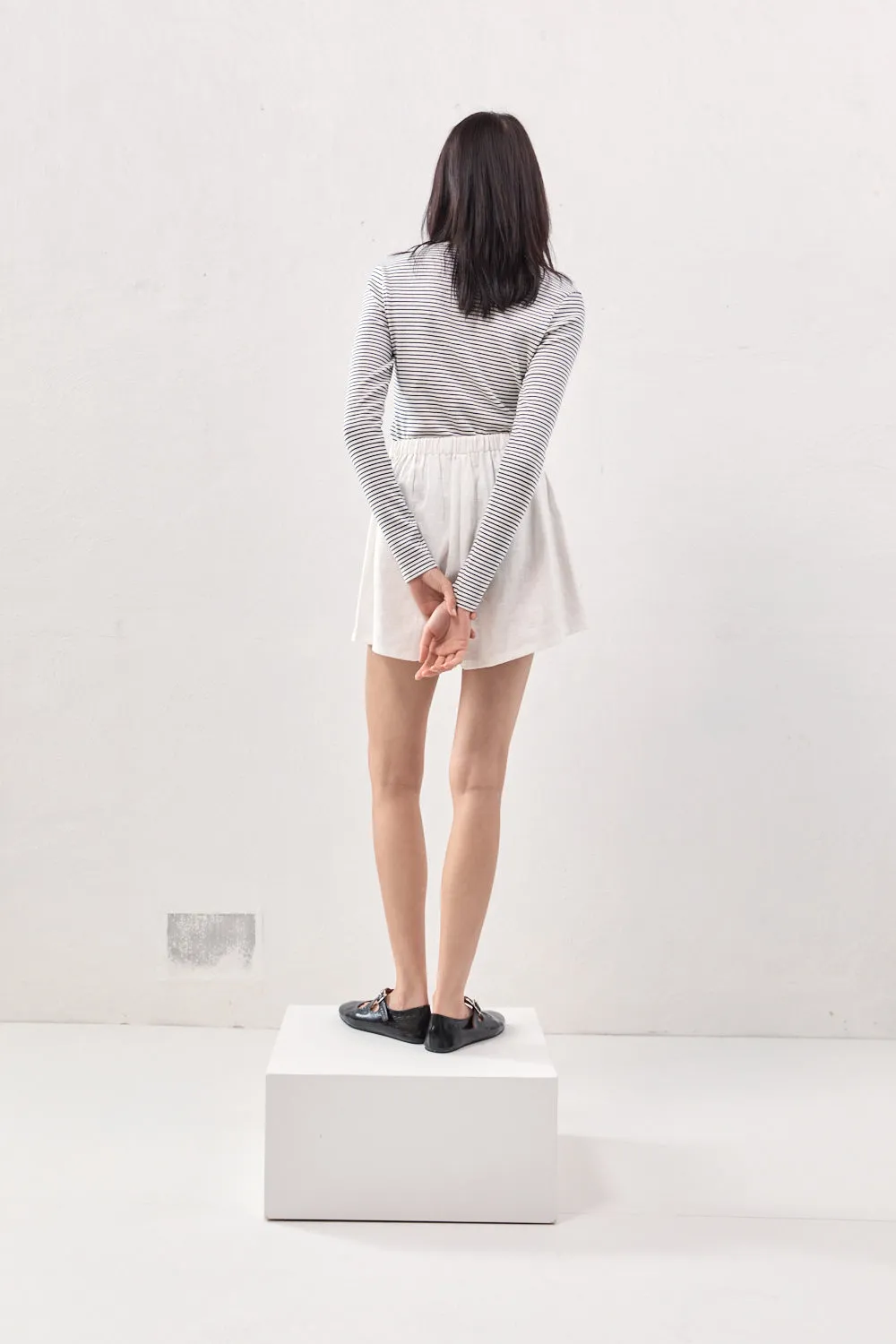 Jardin Linen Mini Skort White sold by Verge Girl product image thumbnail 5