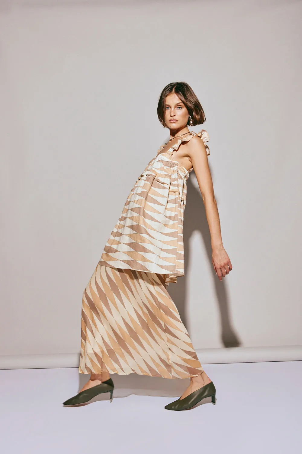 Malia Linen Smock Mini Dress Una sold by Verge Girl product image thumbnail 3