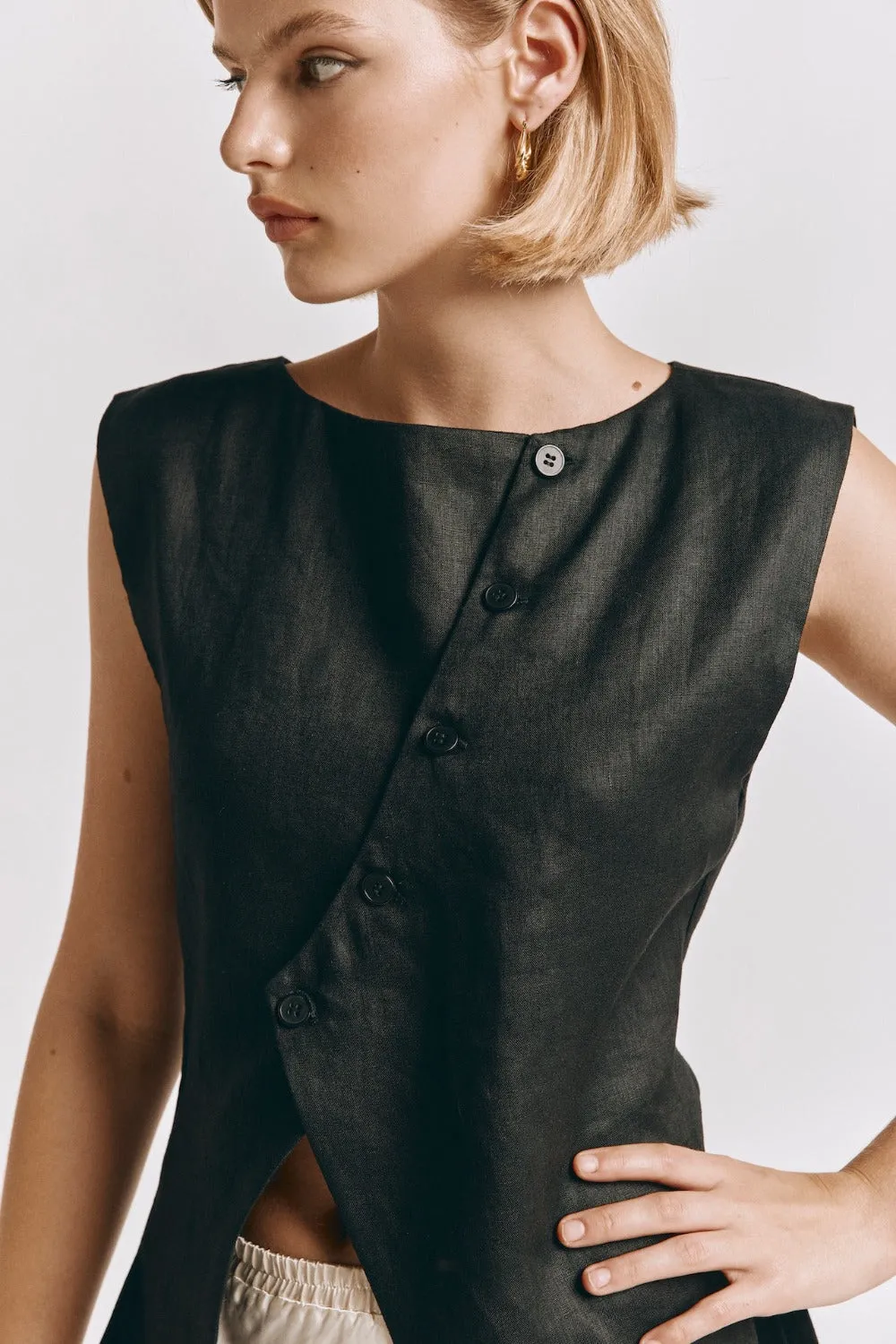 Aria Vest Black sold by Verge Girl product image thumbnail 4