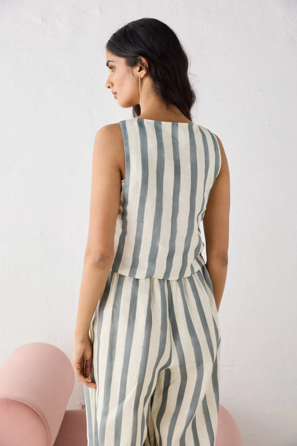 Sadie Linen Top Tide sold by Verge Girl product image thumbnail 4